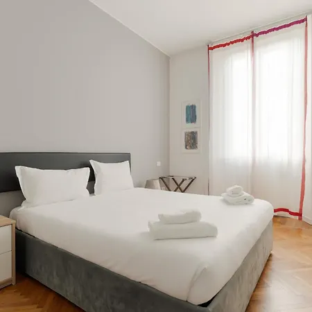 Guesthost - Cenisio Lovely Flat Appartamento Milano