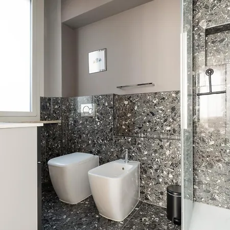 Guesthost - Cenisio Lovely Flat Appartamento *