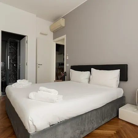 Guesthost - Cenisio Lovely Flat Lägenhet Milano