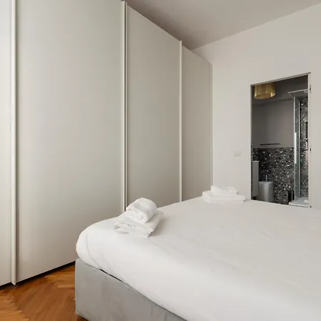 Guesthost - Cenisio Lovely Flat Appartamento